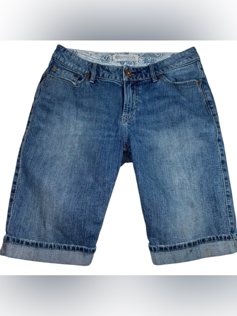BOOTHEEL Women’s Denim Shorts Size 6 Blue  99% cotton Knee Length Mid Rise Faded
